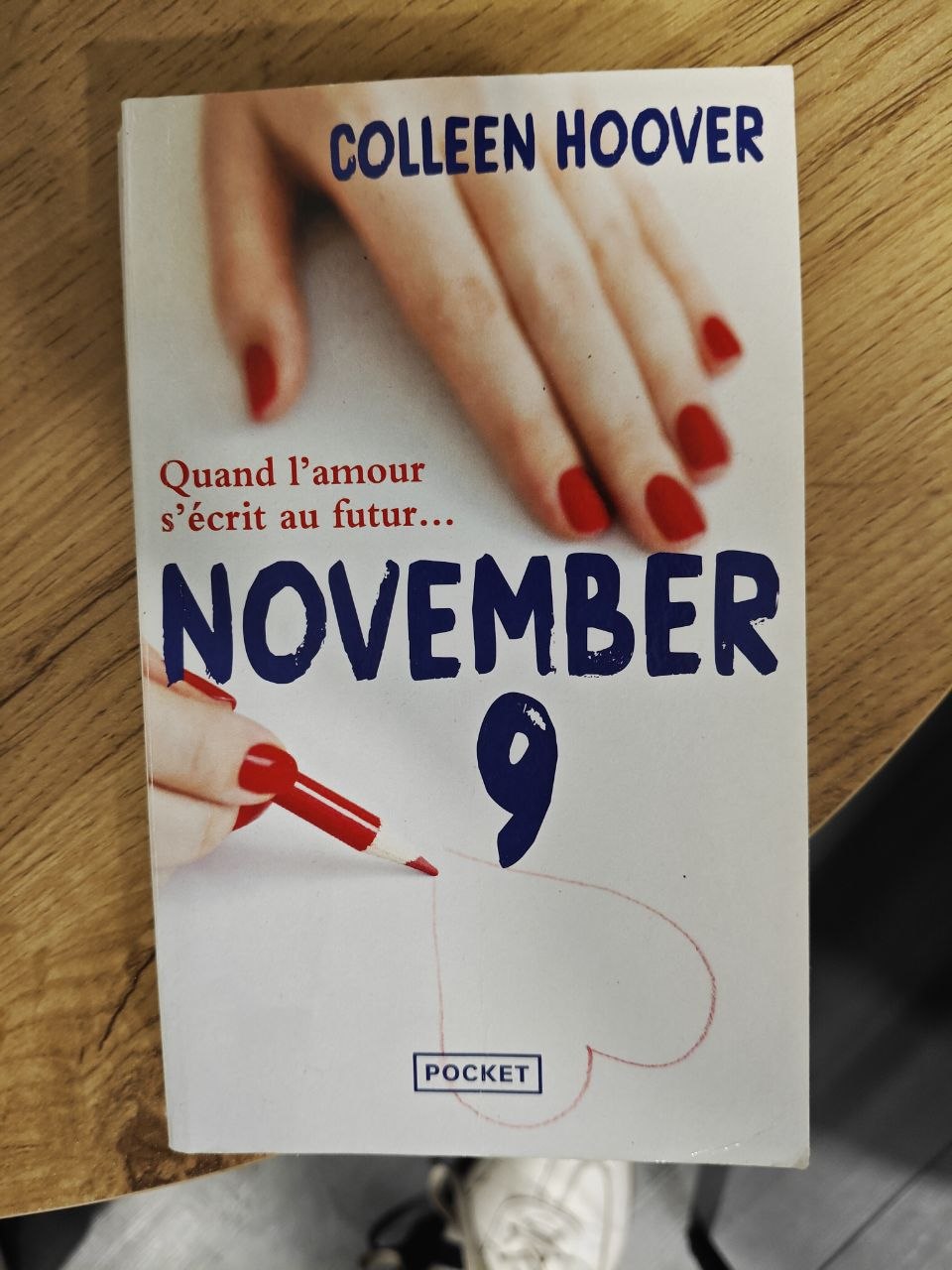 photo_5301068234566083539_y November 9 — Colleen Hoover - obrazek 1